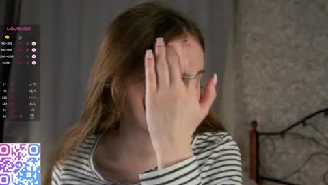 Snapshot of glennabardy chatting on 02-24-25, 06:04 Sandra online show from 02-24-25, 06:04