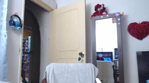 Snapshot of glennddastar chatting on 02-26-26, 02:43 GlennddaStar online show from 02-26-26, 02:43