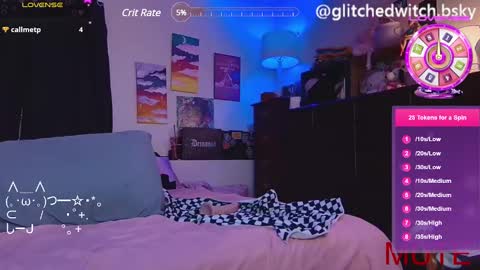 Snapshot of glitchwitch chatting on 02-28-25, 06:10 Glitch online show from 02-28-25, 06:10