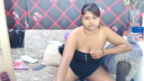 glitter candy online show from 01-12-25, 11:47
