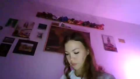 glitter_doll online show from 01-31-25, 05:32