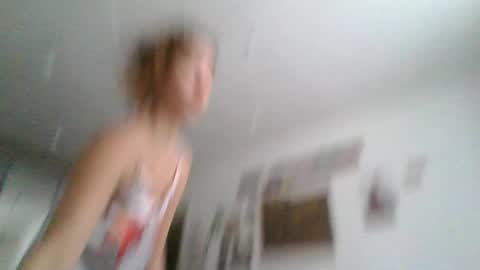 glitter_doll online show from 02-19-25, 09:50