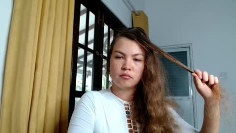 glitter_doll online show from 11-23-25, 08:25