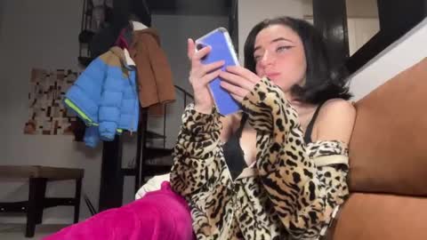 Snapshot of globberton chatting on 02-23-25, 11:14 Baby Bimbo online show from 02-23-25, 11:14