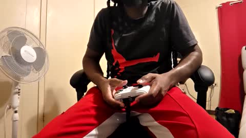 glomightyj online show from 01-19-26, 06:17