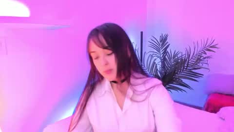 Mimi online show from 01-14-26, 06:46