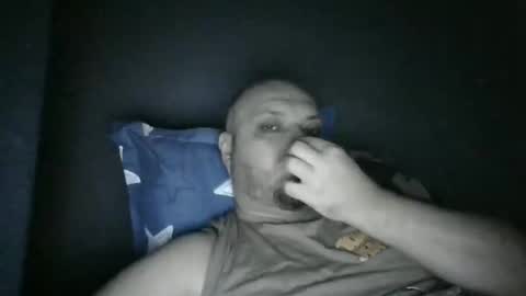 Your boy online show from 10-19-25, 07:47