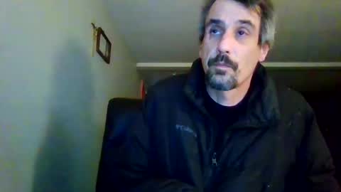 Snapshot of gmang4242 chatting on 03-08-26, 10:08 gmang4242 online show from 03-08-26, 10:08