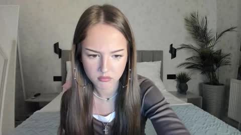 Snapshot of go0d_grl chatting on 10-11-25, 01:27 Lina online show from 10-11-25, 01:27