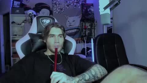 NPC online show from 10-09-25, 04:05