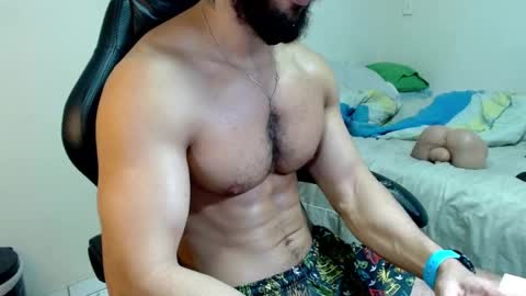 Snapshot of god_hunkules chatting on 10-17-25, 04:42 god hunkules online show from 10-17-25, 04:42