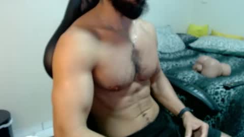 god hunkules online show from 12-17-25, 04:13