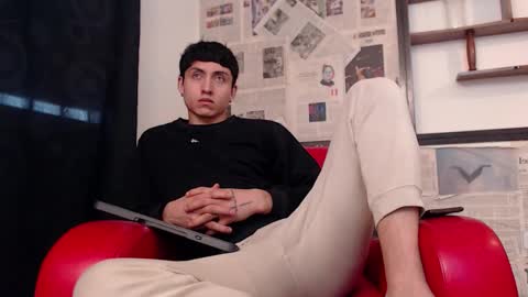 steven online show from 11-26-25, 02:29