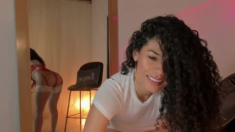 Snapshot of goddes_helena chatting on 02-18-25, 02:49 Elena online show from 02-18-25, 02:49