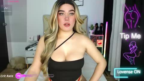 Lyka Fox online show from 11-15-25, 11:18