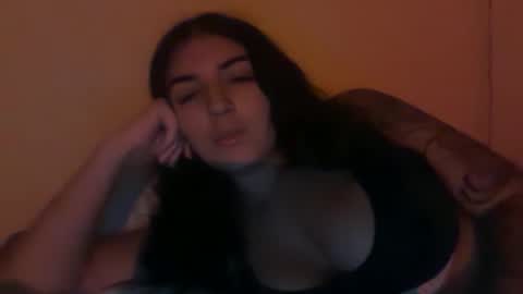 Snapshot of goddess_madii chatting on 10-21-25, 08:59 Madii online show from 10-21-25, 08:59