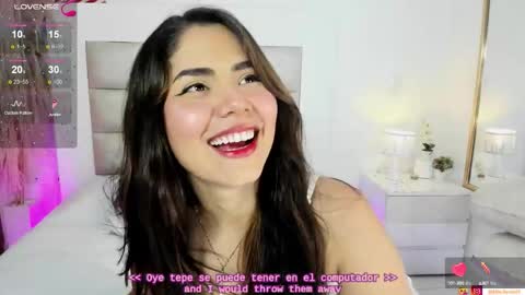 Snapshot of goddess_mia2 chatting on 10-15-25, 12:11 Mia online show from 10-15-25, 12:11