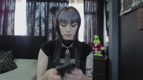 Snapshot of goddess_mortem chatting on 12-13-24, 03:32 Mortem model independientfollow me on my telegram channel online show from 12-13-24, 03:32