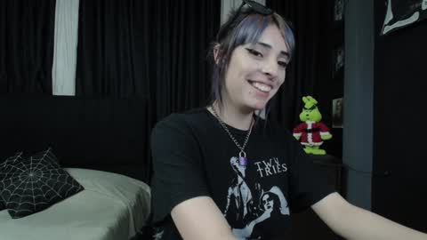 Snapshot of goddess_mortem chatting on 12-18-24, 03:47 Mortem model independientfollow me on my telegram channel online show from 12-18-24, 03:47