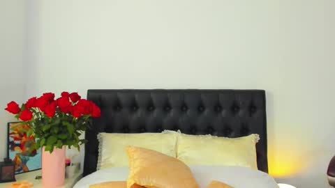 Katrin online show from 10-18-25, 02:58