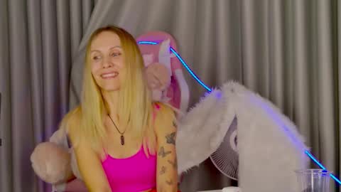 Katarina online show from 11-04-25, 12:26