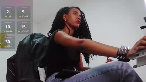 Snapshot of goddess_valen chatting on 10-14-25, 05:36 goddess_valen online show from 10-14-25, 05:36