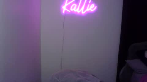 Snapshot of goddesskallie chatting on 01-05-25, 10:53 Kallie online show from 01-05-25, 10:53