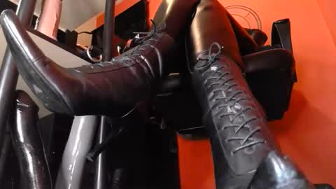 GODDESS MIDNIGHT online show from 11-20-25, 07:02