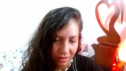  Naih Reyes online show from 12-23-24, 04:33