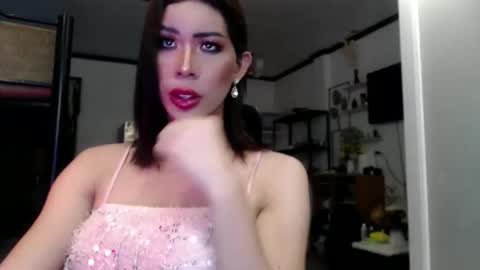 Eva online show from 02-08-25, 02:58