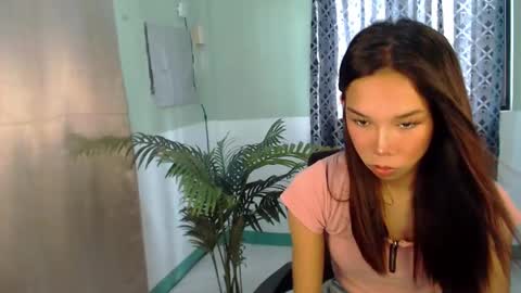 JENNIFER online show from 12-21-24, 06:09