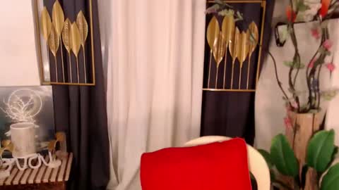 quinnie online show from 12-10-24, 04:56