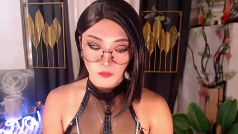 quinnie online show from 12-11-24, 12:44