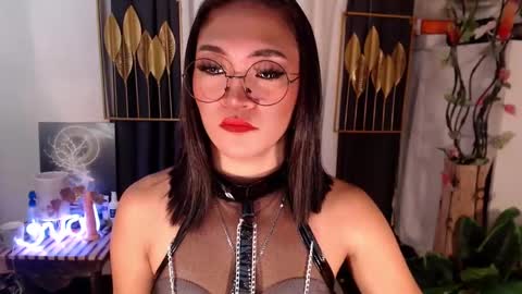 quinnie online show from 12-29-24, 04:16
