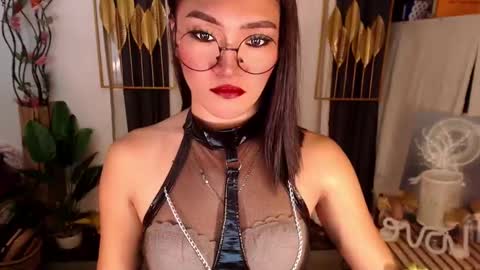 quinnie online show from 02-04-25, 01:13