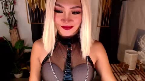 quinnie online show from 03-03-25, 01:21
