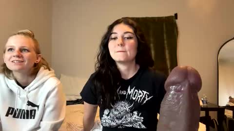 Goddess Raven online show from 12-14-24, 05:47