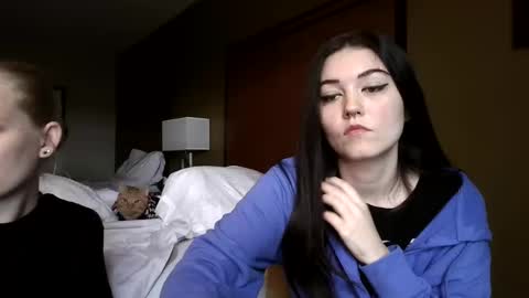 Goddess Raven online show from 10-04-25, 04:38