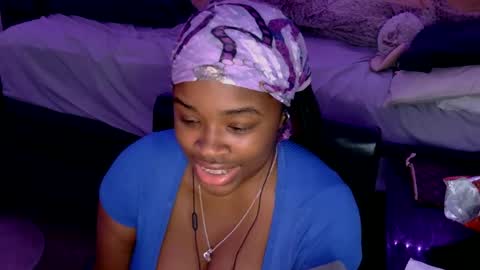 Snapshot of goddessssbrii chatting on 10-14-25, 06:52 Goddess Bri online show from 10-14-25, 06:52