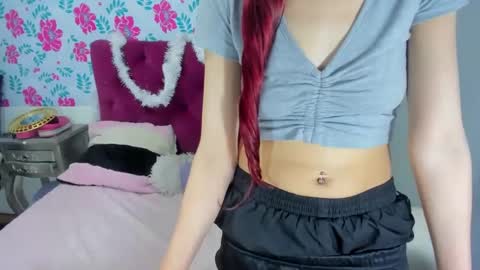 Snapshot of goddessydoluna chatting on 12-12-24, 10:56 Luna online show from 12-12-24, 10:56