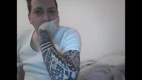 gohan8558 online show from 01-03-25, 01:58