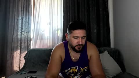 Snapshot of gold_alpha_boy chatting on 10-10-25, 08:46 gold_alpha_boy online show from 10-10-25, 08:46