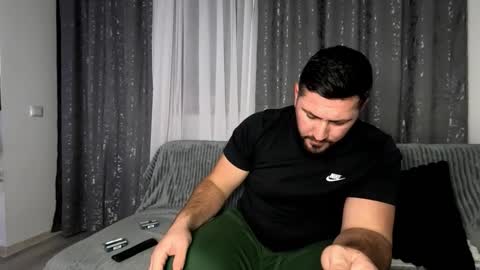 Snapshot of gold_alpha_boy chatting on 11-20-25, 04:18 gold_alpha_boy online show from 11-20-25, 04:18