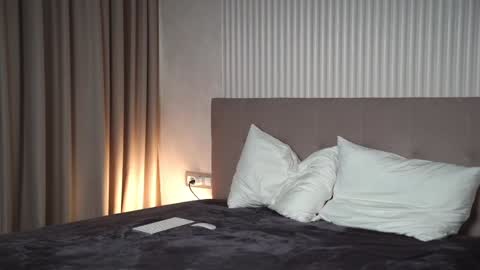 Snapshot of gold_blond chatting on 02-07-25, 09:37 Olivia online show from 02-07-25, 09:37