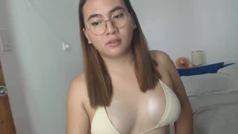 bella online show from 02-26-25, 01:43
