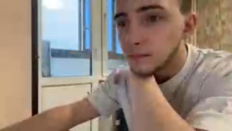 Snapshot of golden_boyyy21 chatting on 01-22-25, 12:27 Golden boyyy21 online show from 01-22-25, 12:27