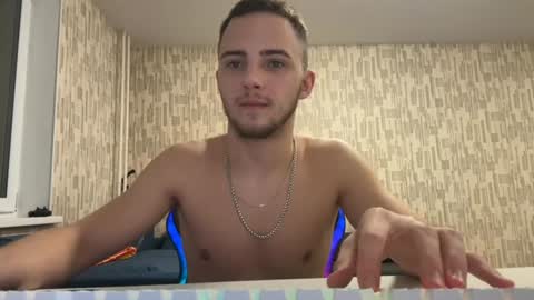 Snapshot of golden_boyyy21 chatting on 02-07-25, 04:46 Golden boyyy21 online show from 02-07-25, 04:46