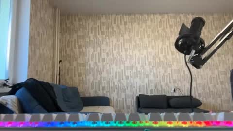 Snapshot of golden_boyyy21 chatting on 02-17-25, 12:59 Golden boyyy21 online show from 02-17-25, 12:59