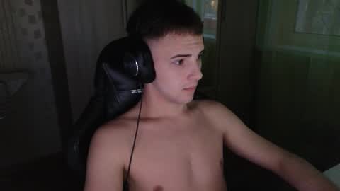 Golden boyyy21 online show from 12-23-25, 05:38