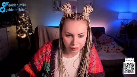 Snapshot of golden_miki chatting on 12-16-24, 12:15 Shy in the streets but a freak in the sheets online show from 12-16-24, 12:15